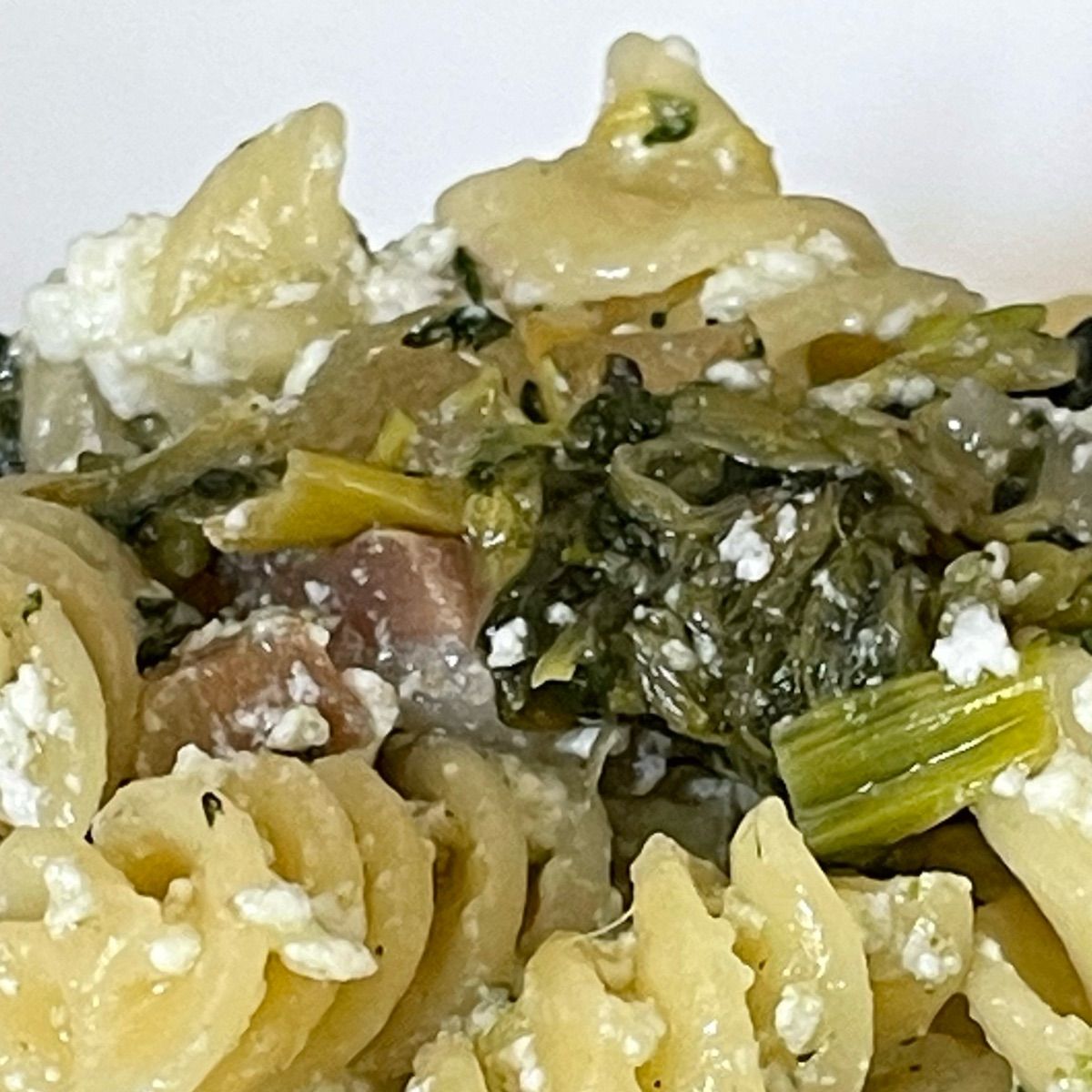 Fusilli porro spinacini pancetta e ricotta