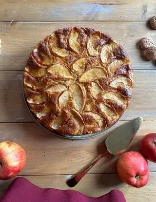 Ricetta Torta mele e amaretti di valechecucina