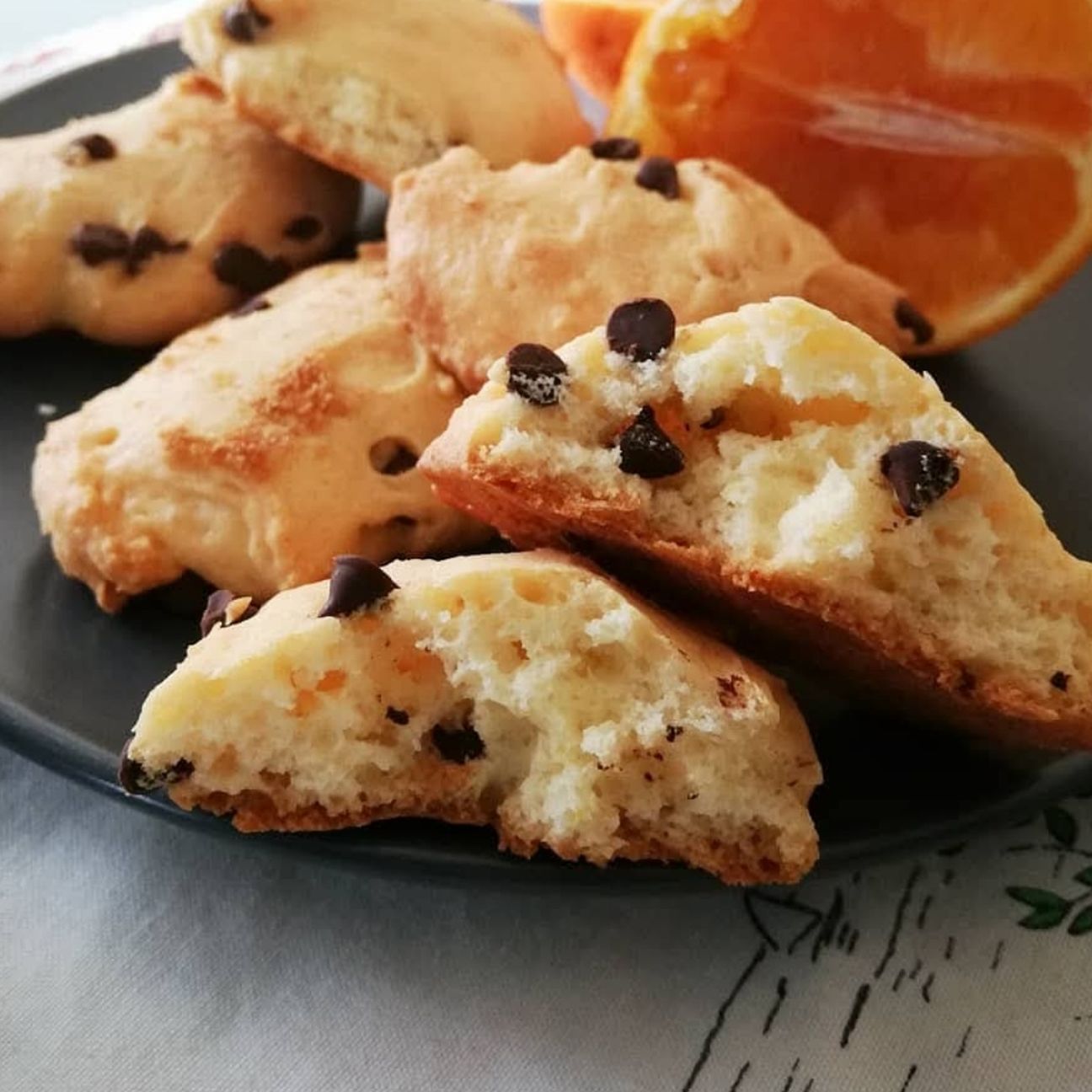Biscotti all' Arancia e Gocce di Cioccolato Fondente Senza Glutine