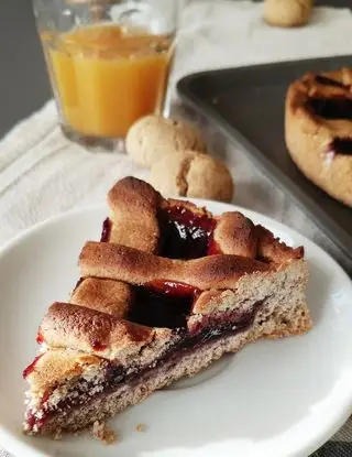 Ricetta Crostata con Farina di Grano Saraceno e Marmellata ai Frutti di Bosco Senza Glutine e Senza Lattosio di dolcichepassioneglutenfree