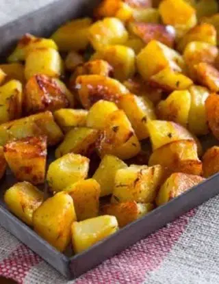 Ricetta Patate al forno aromatizzate di giorgina_.regina