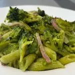 Ricetta Penne con broccoli e speck