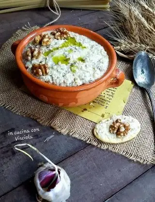 Ricetta Salsa genovese alle noci di visciola.versilia