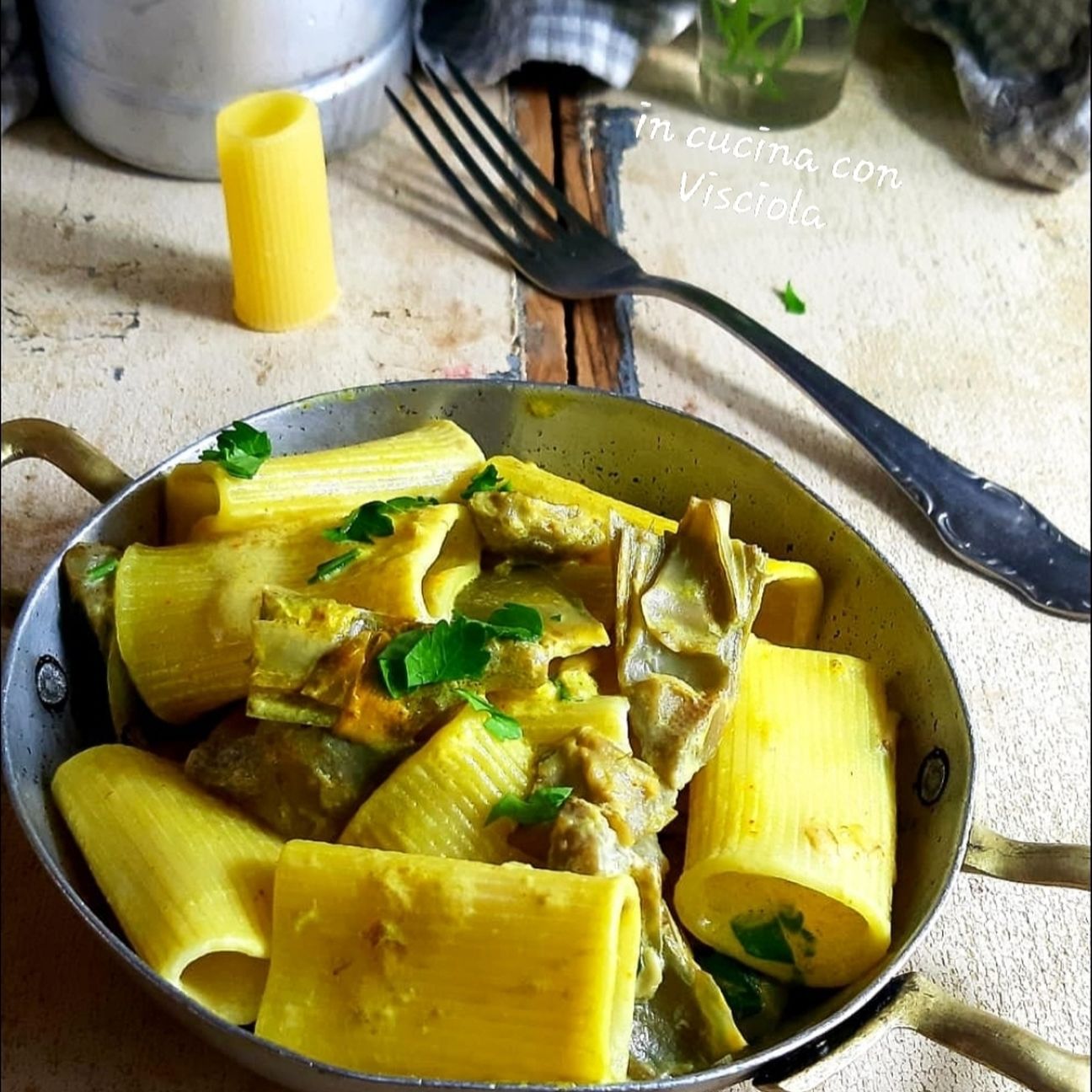 Paccheri dorati ai carciofi
