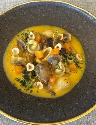 Ricetta Pasta mista con funghi,nocciole e vellutata di zucca di pamela150