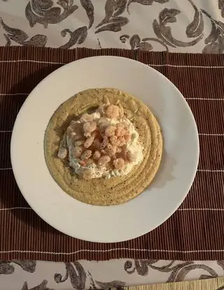 Ricetta Velluta di ceci con burrata e gamberetti di lucia.stll.95