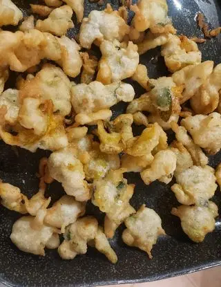 Ricetta Frittelle di fiori di zucca di Uliana95