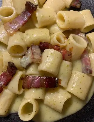 Ricetta Pasta con crema di zucchine e pancetta affumicata di tagfooditalia