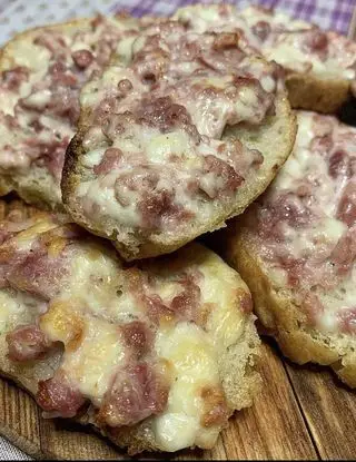 Ricetta Crostini salsiccia e stracchino di tagfooditalia