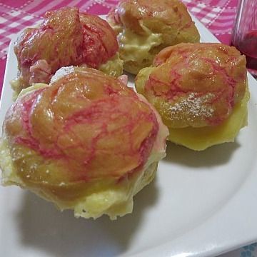 Bignè alla crema pasticcera