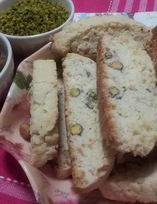 Ricetta Ricetta cantucci senza glutine nocciole e pistacchi di ricettegustose.it
