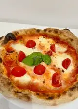 Ricetta Pizza napoletana (lievitazione 24h)