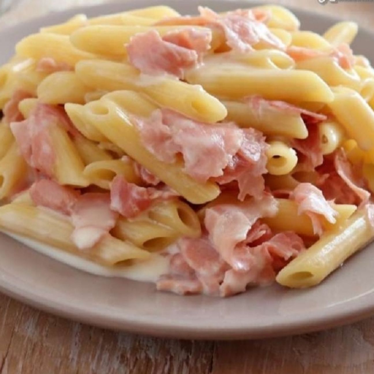 Pasta al Prosciutto Cremoso