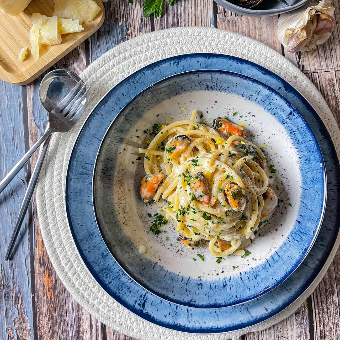 Spaghettoni pecorino, limone e Cozze Mitilla