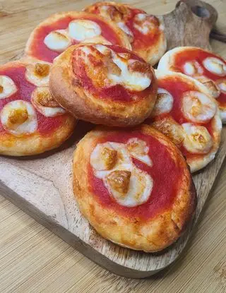 Ricetta Pizzette allo yogurt 🍕  di cucinaconcarlotta_