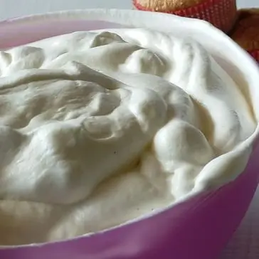 Ricetta Crema al latte: freschissima per i tuoi dolci estivi di nellacucinadiunre