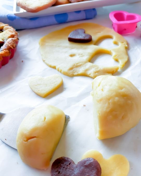 Pasta frolla ricetta base per biscotti e crostate!