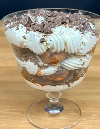 Ricetta Coppa al mascarpone con amaretti e cioccolato di matilde.vicenzi