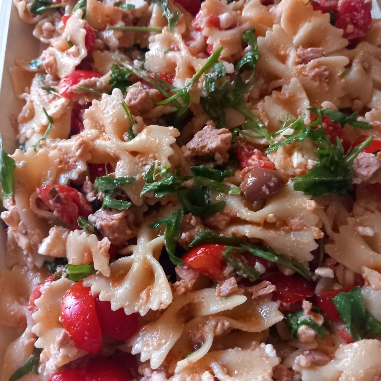 Farfalle in insalata fresca