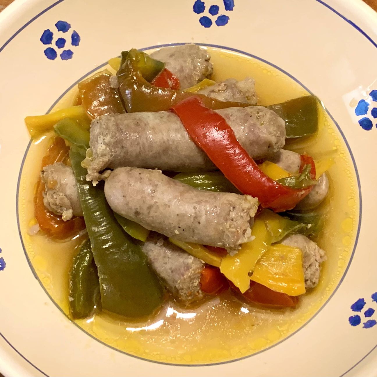Peperoni e salsiccia in padella un secondo piatto facile, veloce e buonissimo!