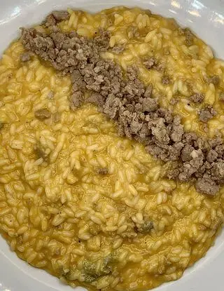 Ricetta Risotto zucca, gorgonzola e salsiccia - Una ricetta deliziosa! di ognipiattounemozione
