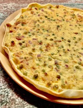 Ricetta Quiche con formaggi, piselli, ricotta e pancetta - Ricetta torta salata sfiziosa! di ognipiattounemozione