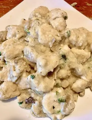 Ricetta Bocconcini di pollo con panna e funghi - Ricetta gustosa! di ognipiattounemozione