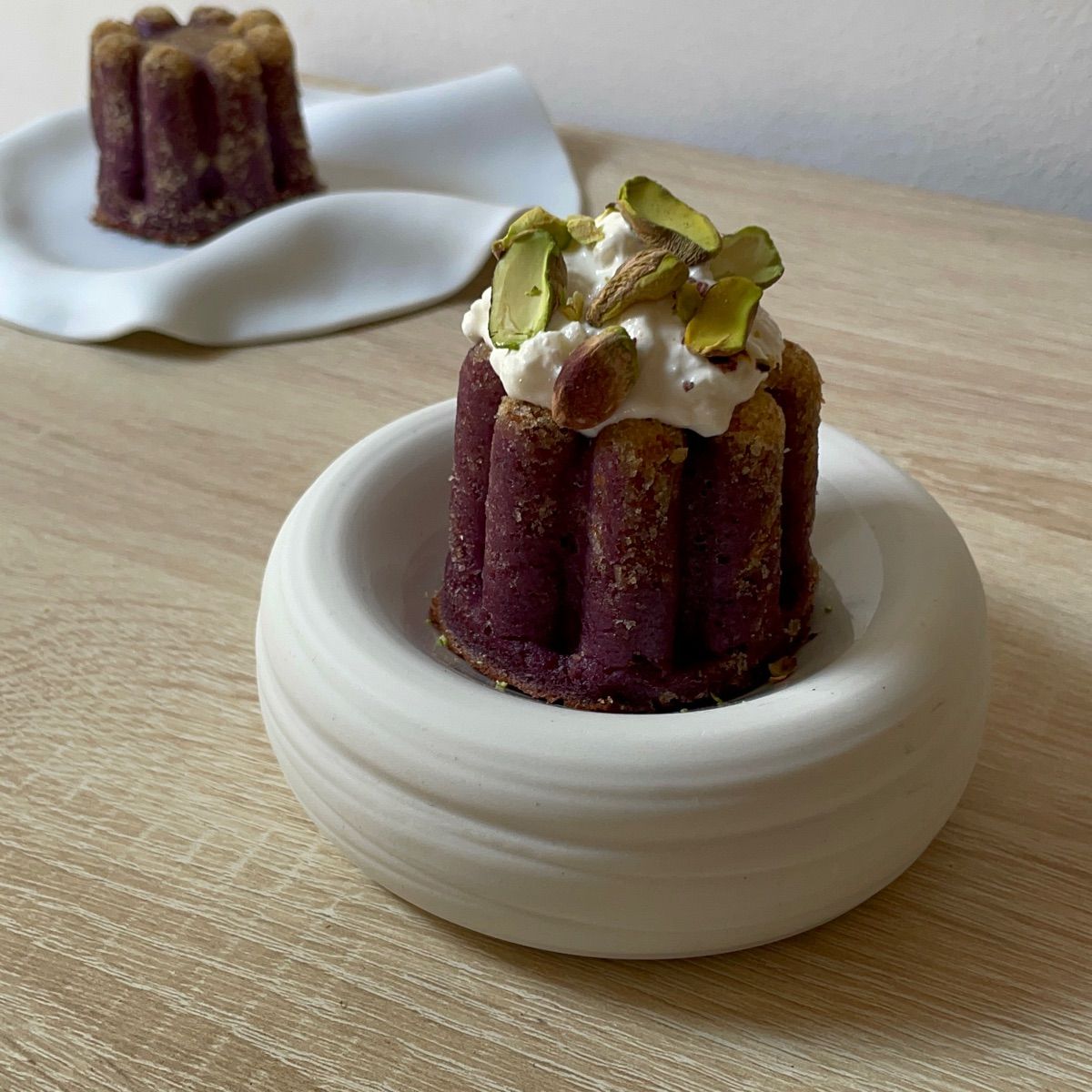 Flan di cavolo rosso burrata di bufala e pistacchi