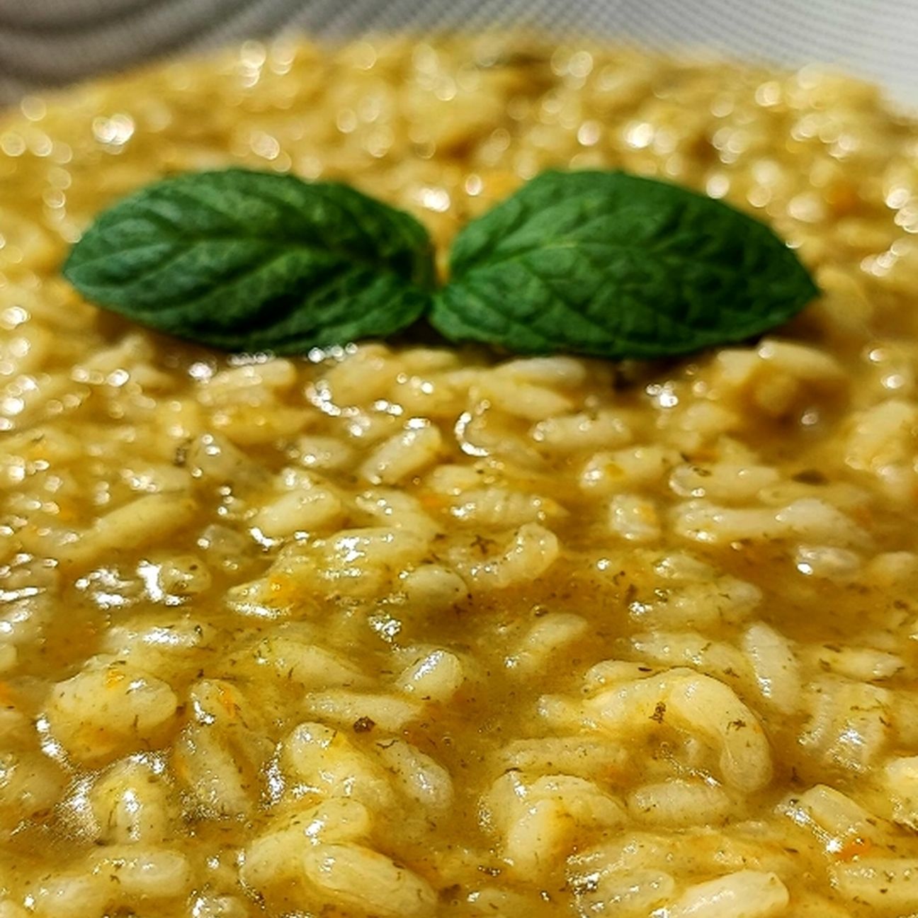 Risotto alla crema di topinambur pastinaca e scorzonera mantecato Castelmagno