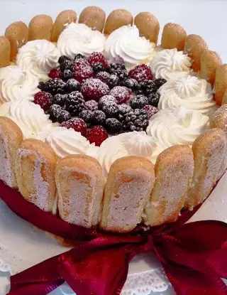 Ricetta Torta Charlotte ai frutti di bosco di marco134