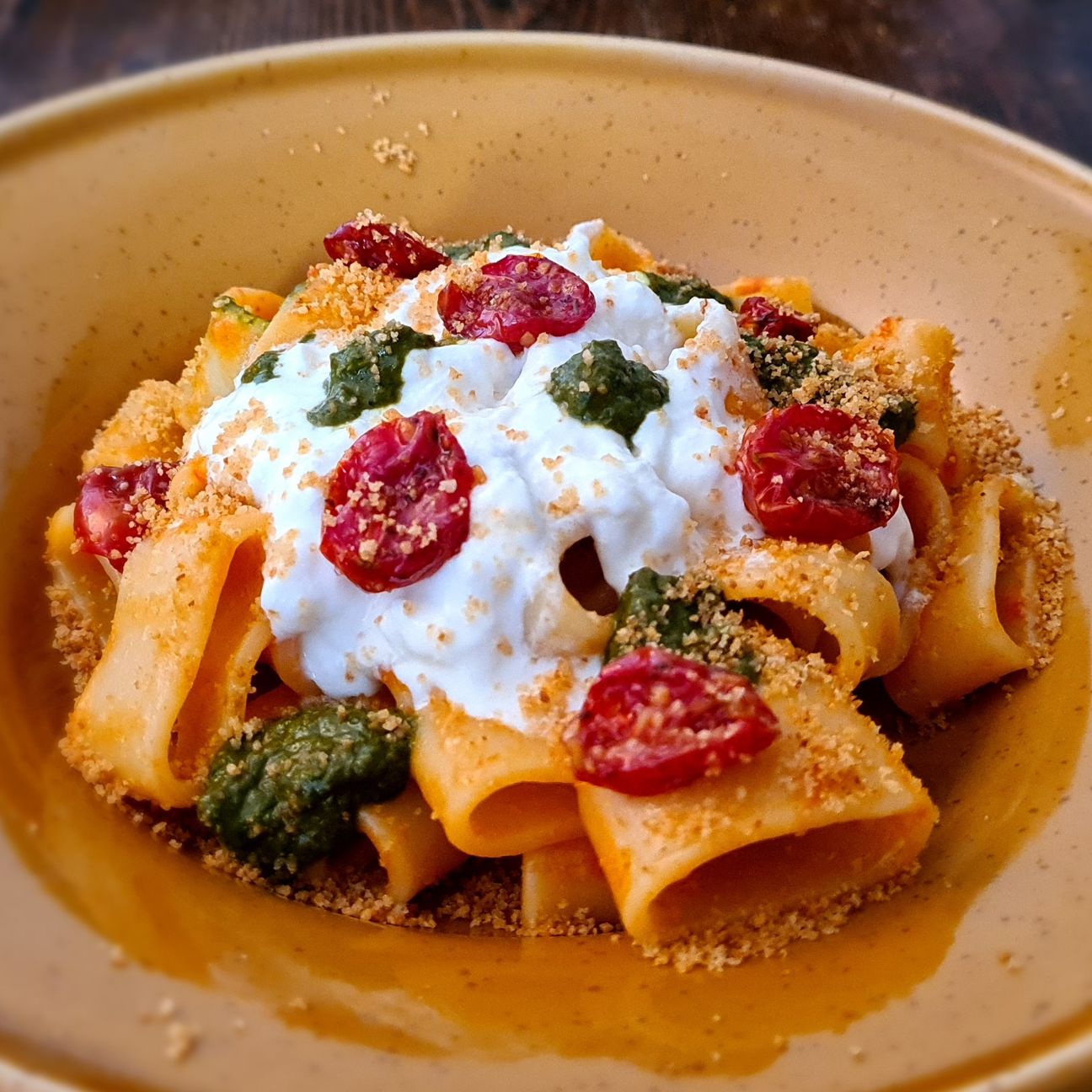 Calamarata tricolore