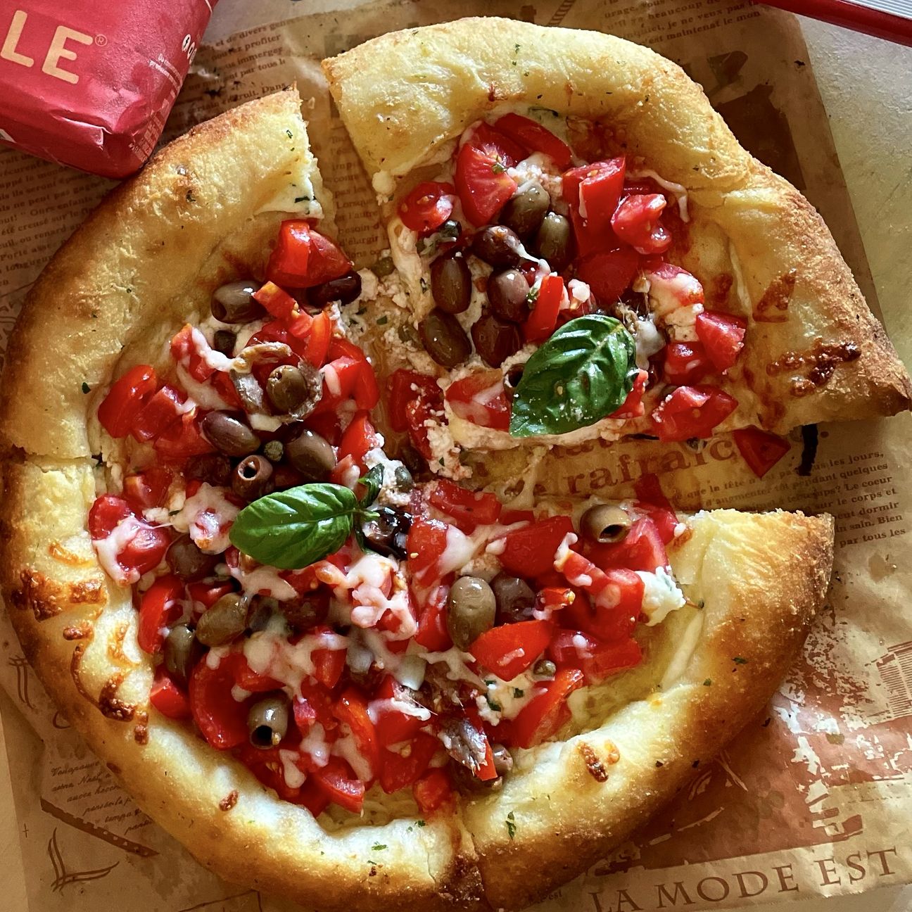 Pizza col cornicione ripieno 😋