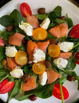 Ricetta Insalata di spinacino , salmone e formaggio cremoso di cucina_con_cristina