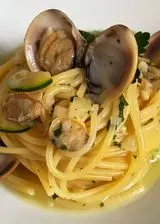 Ricetta Spaghetti vongole e zucchine