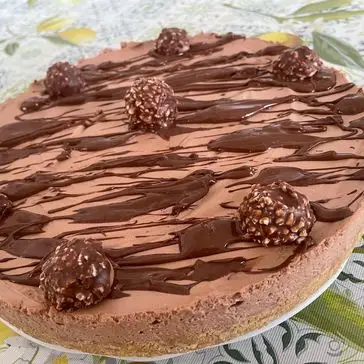 Ricetta Cheesecake Ferrero Rocher di OggiChiaraPresenta