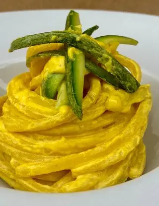 Ricetta Chitarra, ricotta, zafferano e zucchine 😍 di ninnalemon