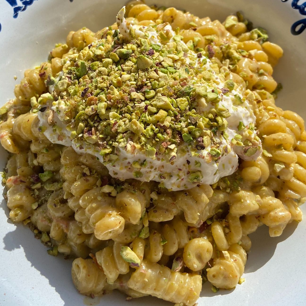 Fusilli al pistacchio e stracciatella 😍