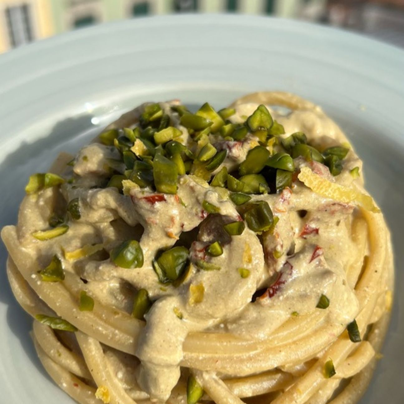 Pasta al pistacchio e pomodorini secchi 🤩