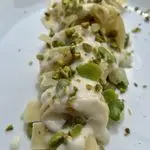 Ricetta Pappardelle, fave, crema di pecorino e pistacchi