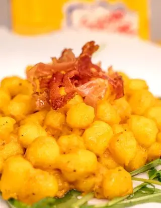 Ricetta Gnocchi allo zafferano e speck croccante di lemollichedinana