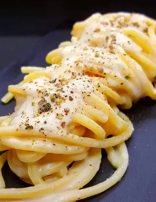 Ricetta Spaghetti cacio e pepe di florianadesio