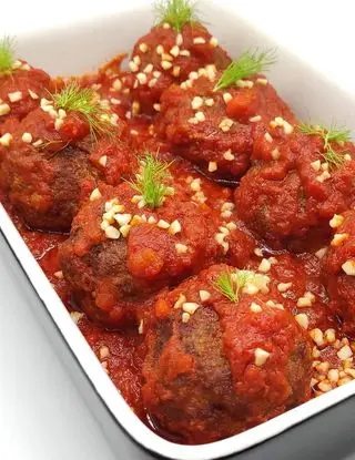 Ricetta Polpette al sugo con mandorle e finocchietto di florianadesio