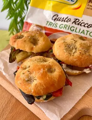 Ricetta Focaccine farcite di ricettinaeasy