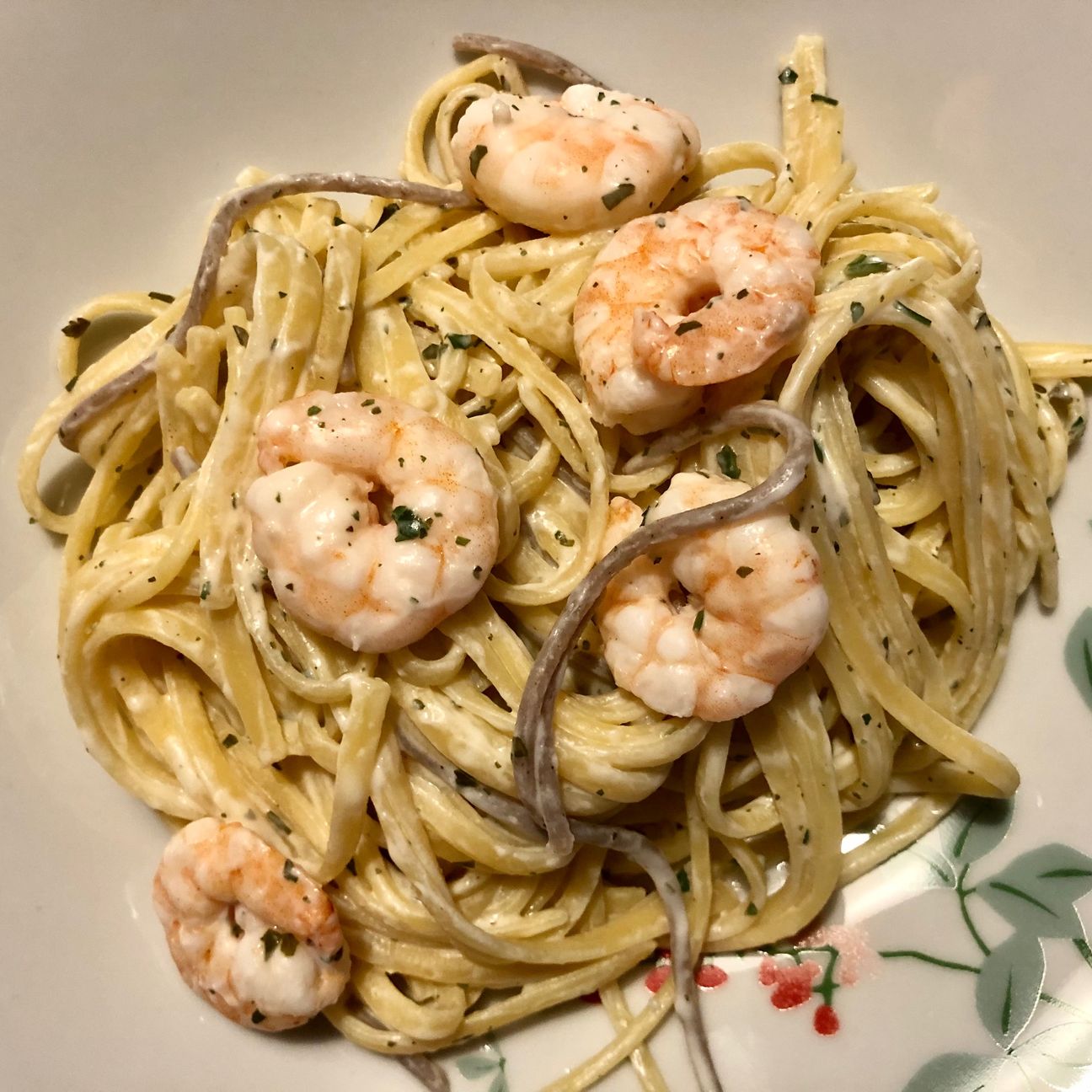Linguine senza glutine alla crema di limone 🍋 e gamberetti 🍤