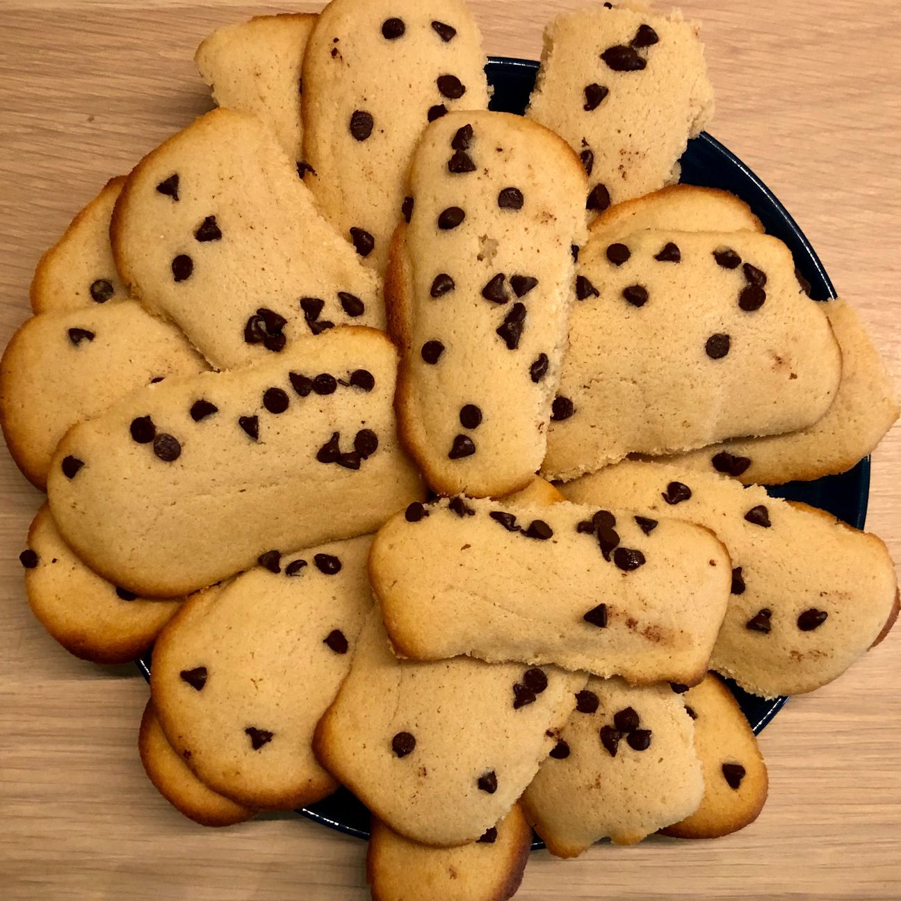 Biscottoni 🍪morbidi da the ☕️con impasto di biscotti e gocce di cioccolato 🍫