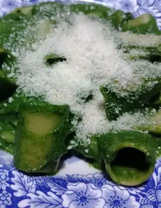 Ricetta Paccheri spinaci, guanciale e pecorino di ilgrizly