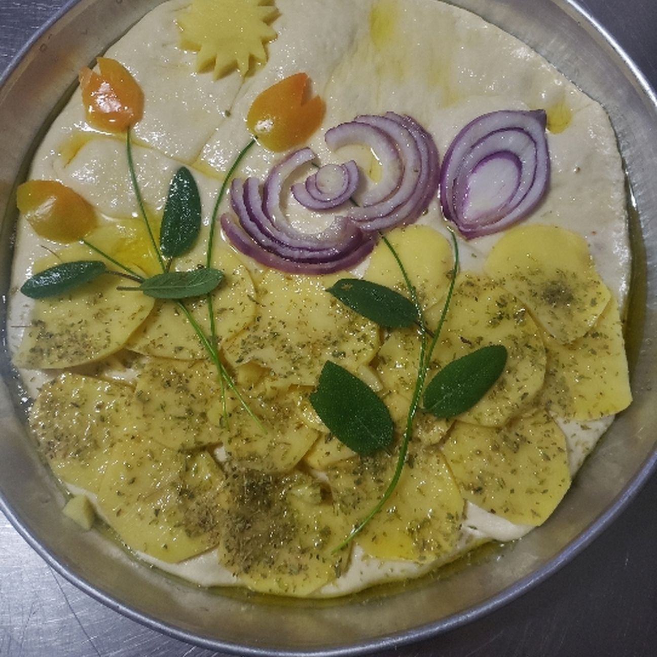 Rustico ripieno con cipolle