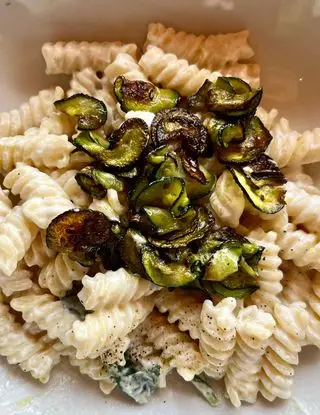 Ricetta Fusilli ricotta e zucchine di luvi.r