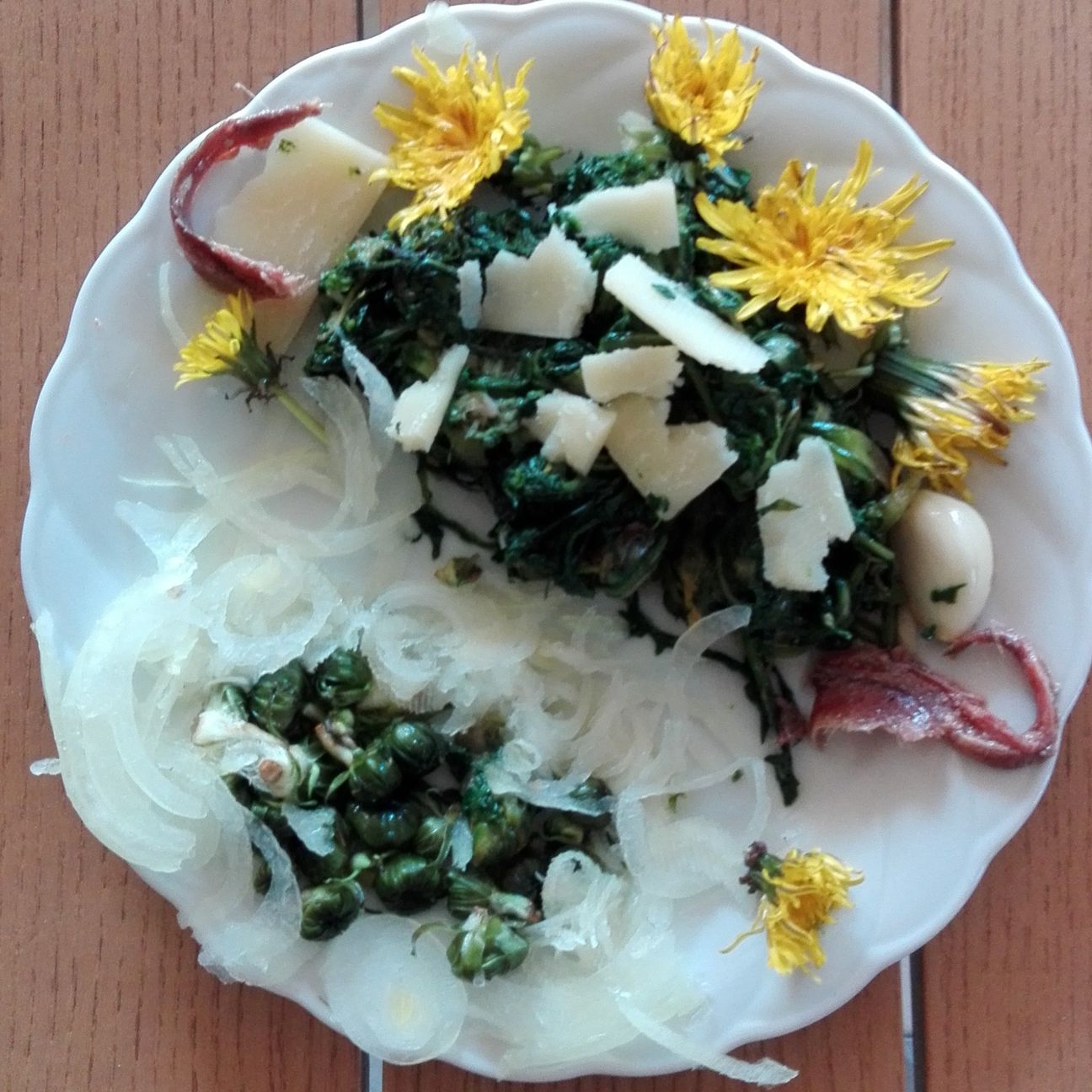 Tarassaco primavera con lieve sapore autunnale