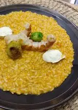 Ricetta Risotto alla Zucca con Quenelle di ricotta, Gamberone e cavoletti di Bruxelles